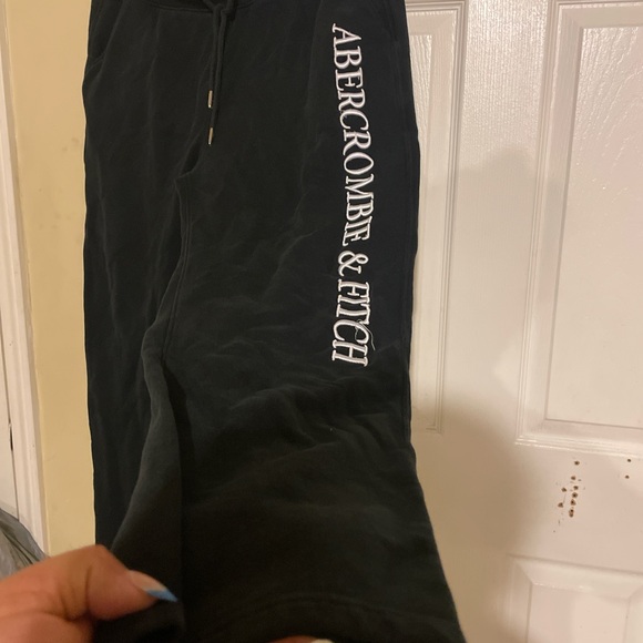 Abercrombie & Fitch Soft Black Fleece Pants - Picture 2 of 5